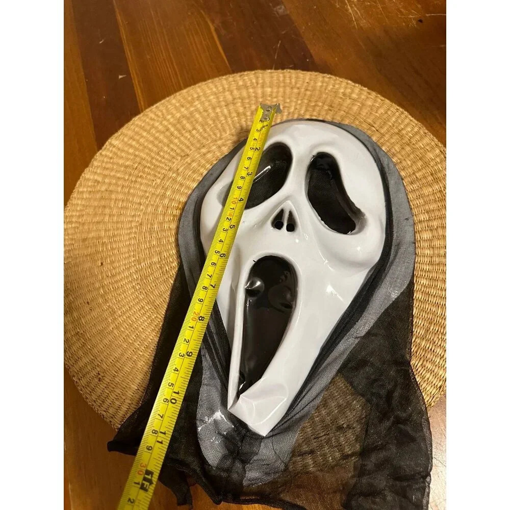 Scream GhostFace Mask - Picture 2 of 6